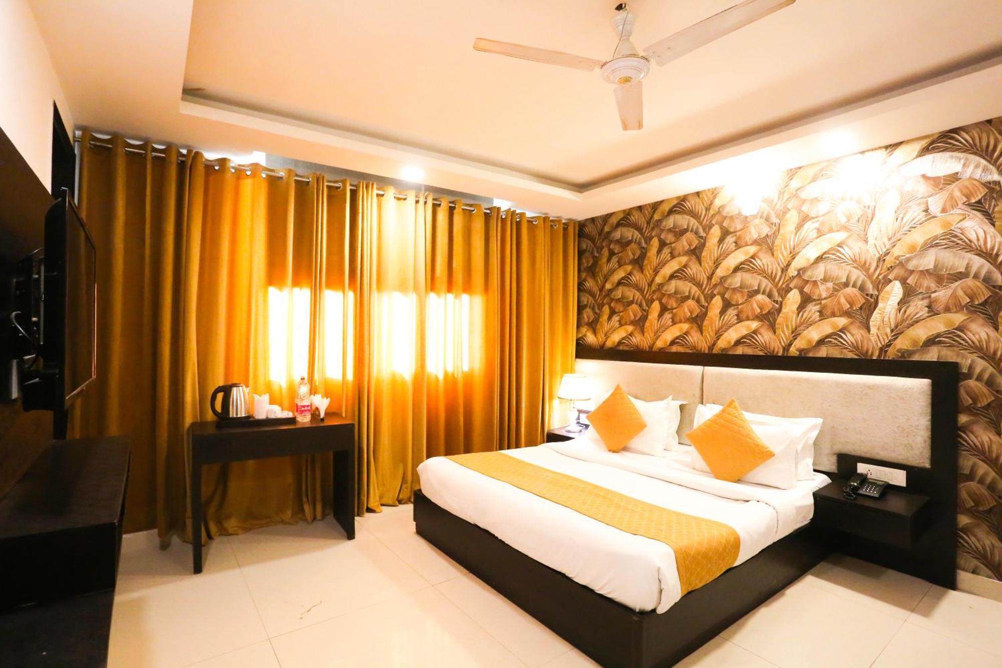 Hotel Aashiyana Neu-Delhi Exterior foto